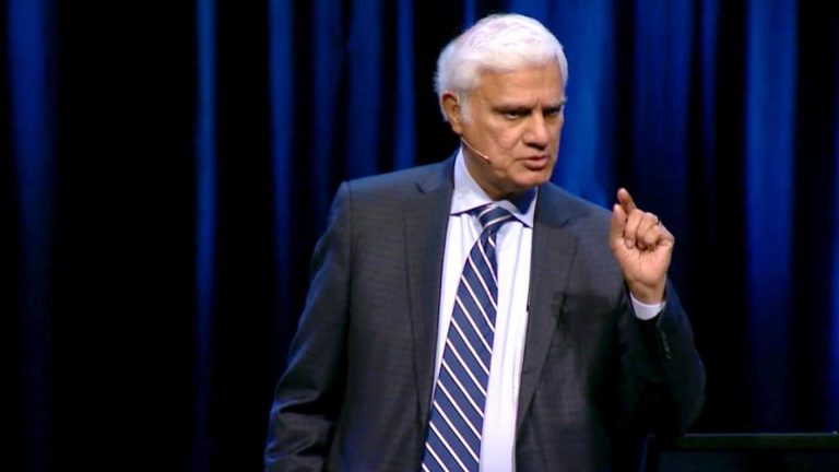 Photo of Ravi Zacharias teaching