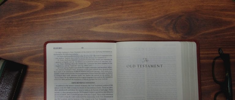 Desktop mobile image alt text