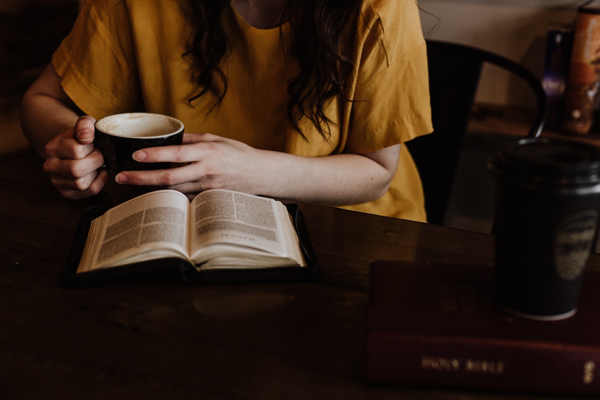 Five Reasons to Read the Bible Chronologically - The Gospel Coalition ...