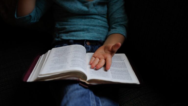 read Bible